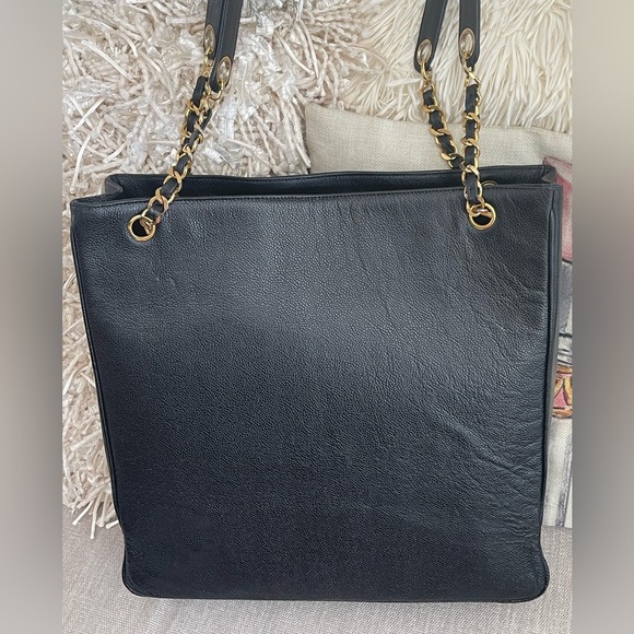 CHANEL✨24kt Gold✨Caviar Shoulder bag✨Shopper Hobo bag⭐️Vintage 91’~94’⭐️🔥COA🔥 - Picture 3 of 14